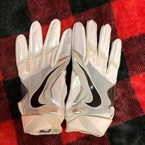 Nike vapor jet 4 football gloves Ohio state